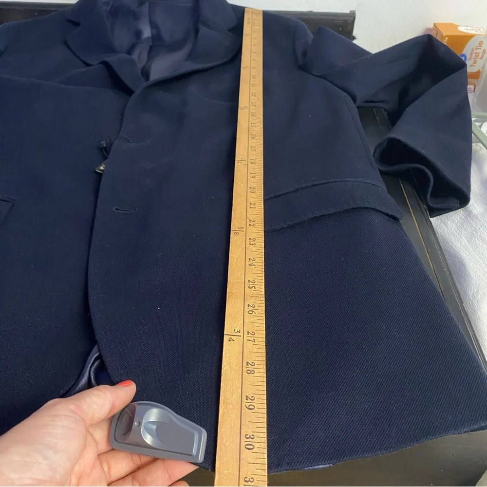 Massimo Dutti Men's Navy Blazer Size 48